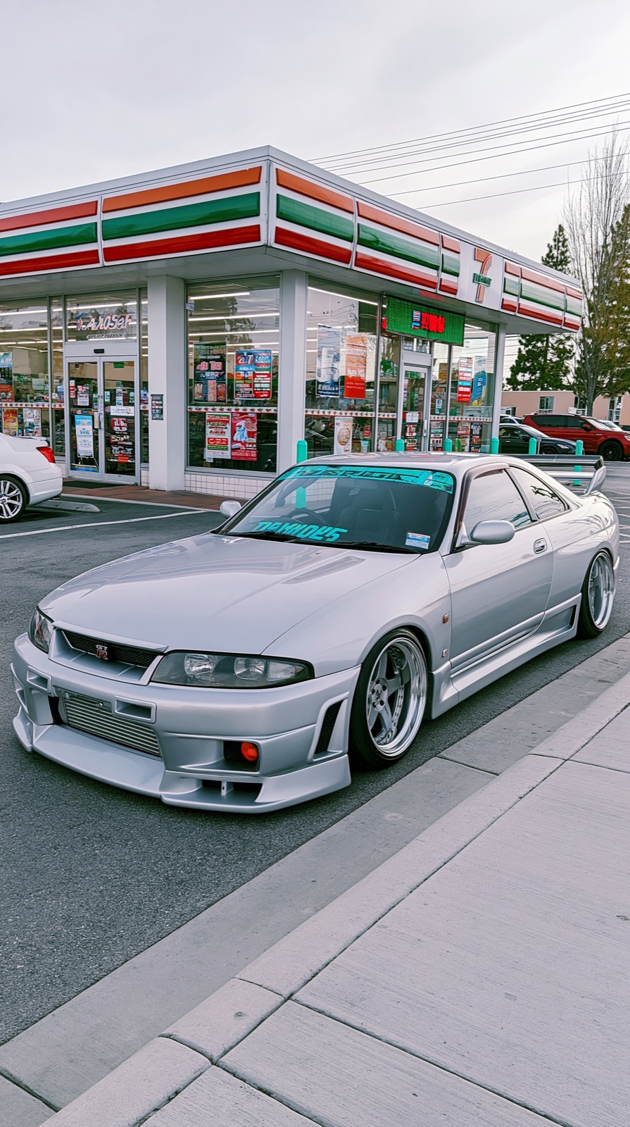 A struck card: Nissan Skyline GT-R (R33).